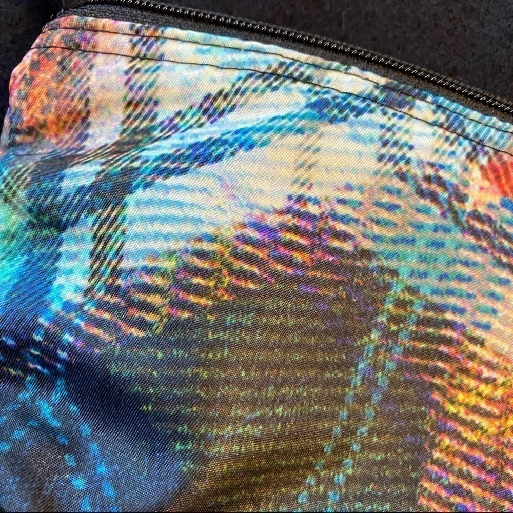 Nicole Miller Artelier small makeup bag